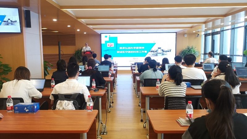 网校系统定制开发的误区与关键要素
