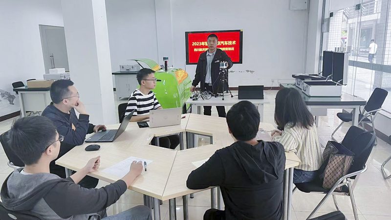 小标题：内训师培训的重要性