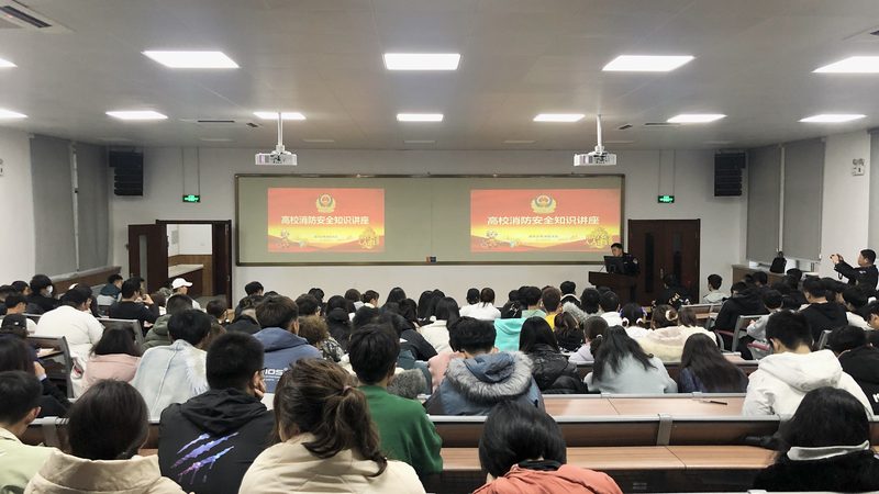 线上培训的优势在于：